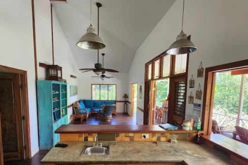 hotel-for-sale-on-bluff-beach-isla-colon7